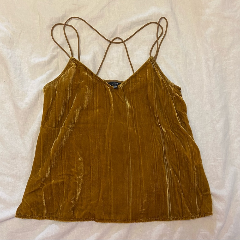 Joe’s tank top